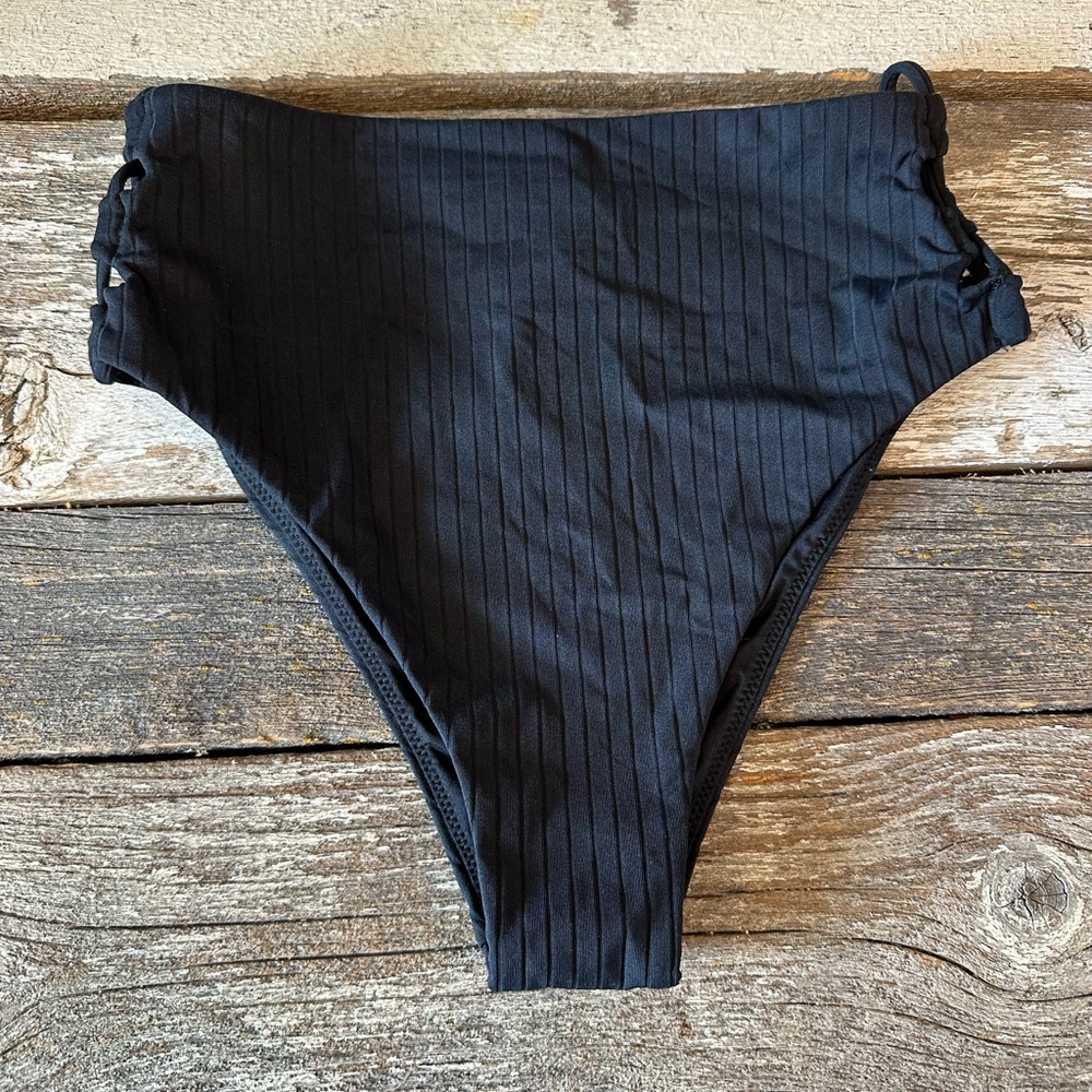 Tropik | NWT Black High Waisted Ribbed Bikini Bottoms